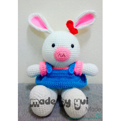 ตุ๊กตาถักไหมพรมหมูกระต่าย