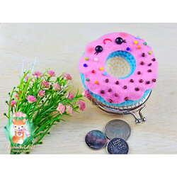 กระเป๋าปิ๊กแป๊ก โดนัทสตรอเบอร์รี่โรยเกล็ดน้ำตาล