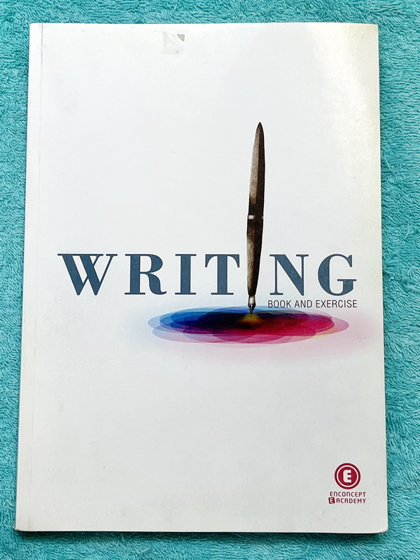 ►ครูพี่แนน Enconcept◄ หนังสือกวดวิชาภาษาอังกฤษคอร์ส Writing มีสรุปเนื้อหาสำคัญในการเขียน Writing ครอบคลุมทั้งในการเขียนบทความสั้นๆ จนถึงระดับ Advanced การเขียน Essay , Journal มีเทคนิค Trick & Tips เยอะมาก มีจุดสำคัญและข้อควรระวัง ในหนังสือมีจดบ้างบางหน้า