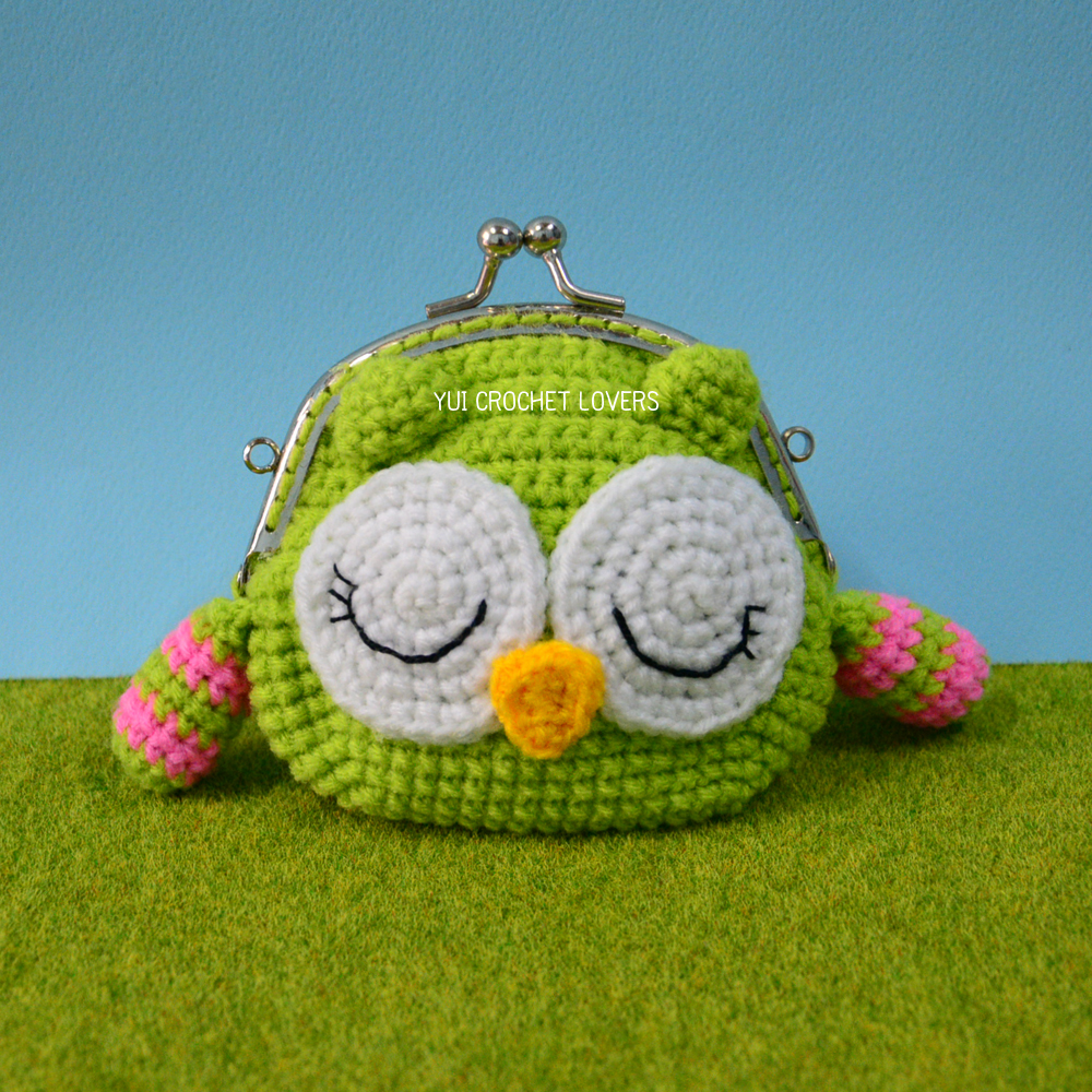 กระเป๋าปิ๊กแป๊กไหมพรมนกฮูกตาพริ้ม