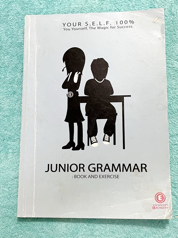 ►Enconcept◄ หนังสือเรียนพิเศษครูพี่แนน Enconcept วิชาภาษาอังกฤษ ม.ต้น Junior Grammar Book and Exercises สรุปแกรมม่าภาษาอังกฤษระดับชั้น ม.ต้น จดครบเกือบทั้งเล่ม จดละเอียด มีกฎเหล็ก + เทคนิคลัดการจำแกรมม่าหลายข้อ หนังสือเล่มหนาใหญ่