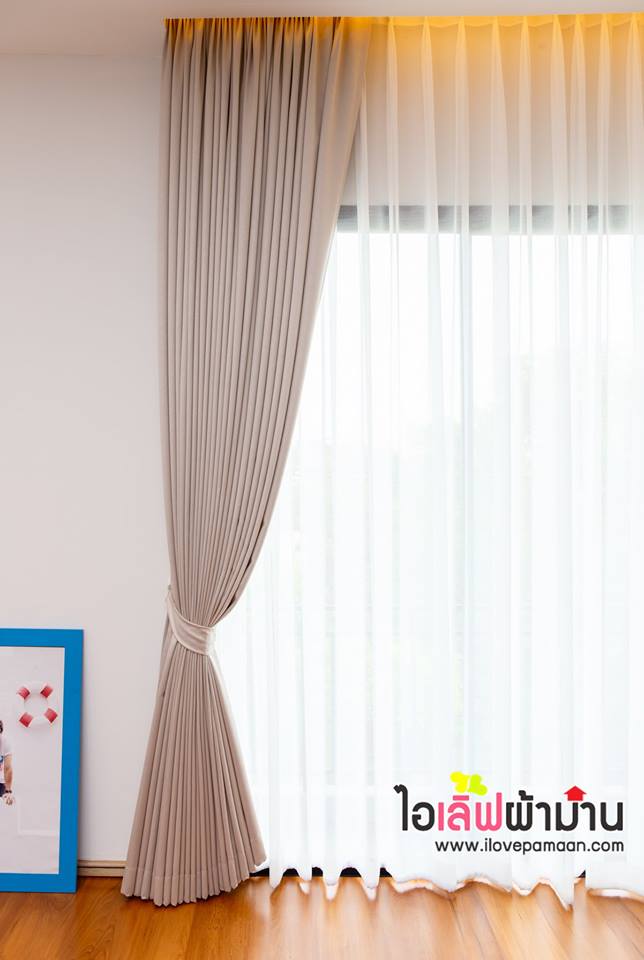 ประชาชื่น ม่านจีบ ม่านตาไก่ ม่านพับ มู่ลี่ไม้ ผสมมผสานอย่างมีสไตล์