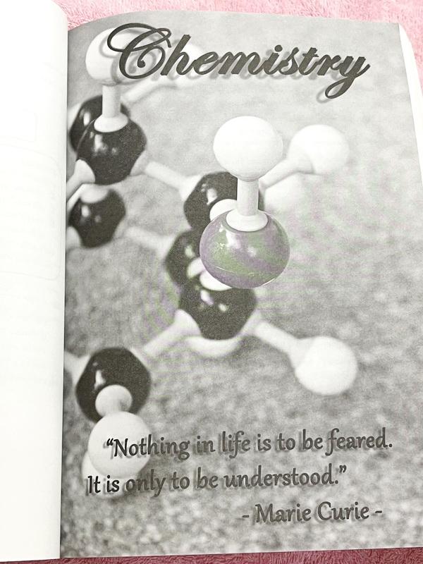 ►ร.ร.สวนกุหลาบ◄ Midsci หนังสือสรุปวิทยาศาสตร์สำหรับนักเรียนชั้น ม.ต้น เรียบเรียงโดย นักเรียนผู้แทนประเทศไทย และนักเรียนค่ายโอลิมปิกวิชาการ ร.ร.สวนกุหลาบวิทยาลัย ในหนังสือมีสรุปเนื้อหาวิชาวิทยาศาสตร์ ม.ต้น ฟิสิกส์ เคมี ชีววิทยา วิทยาศาสตร์กายภาพ ดาราศาสตร์