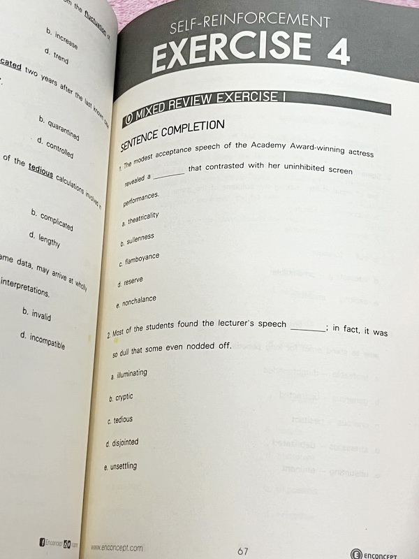 ►ครูพี่แนน Enconcept◄ หนังสือตะลุยโจทย์ TCAS Admission เล่ม Reading + Vocab เพื่อสอบ GAT O-Net 9 วิชาสามัญ เน้นตะลุยโจทย์ทั้งเล่ม ในหนังสือมีเขียนเล็กน้อย ด้านหลังมีเฉลย Answer Keys ครบทุกข้อ เป็นเฉลยอธิบายอย่างละเอียด