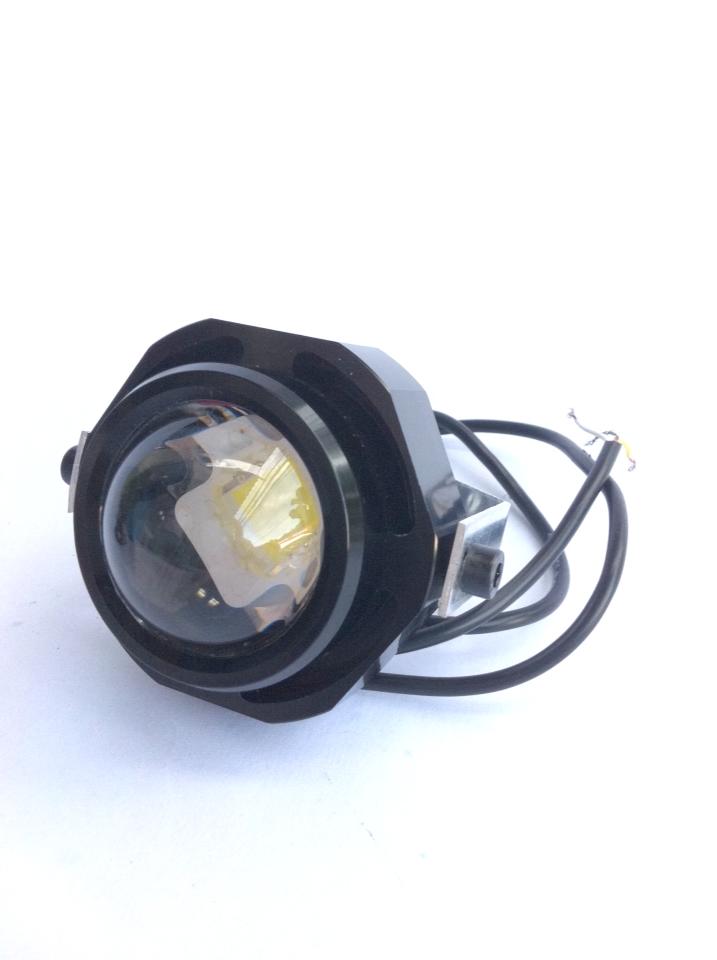 ไฟฟ็อกแลมป์/เดไลท์ LED 12v10w เลนส์นูน ดวงละ
