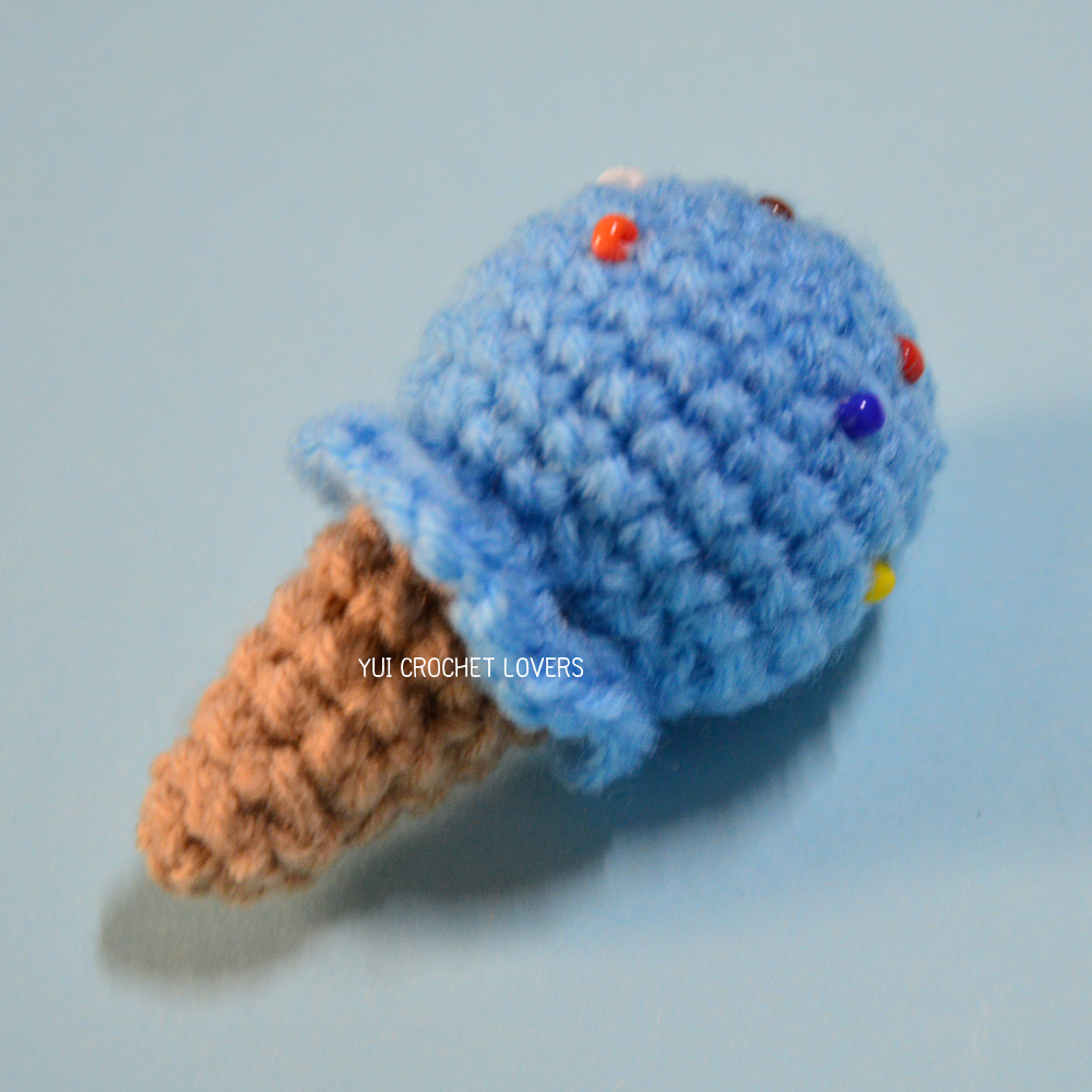 พวงกุญแจ / ที่ห้อยโทรศัพท์ ไอติมโคน