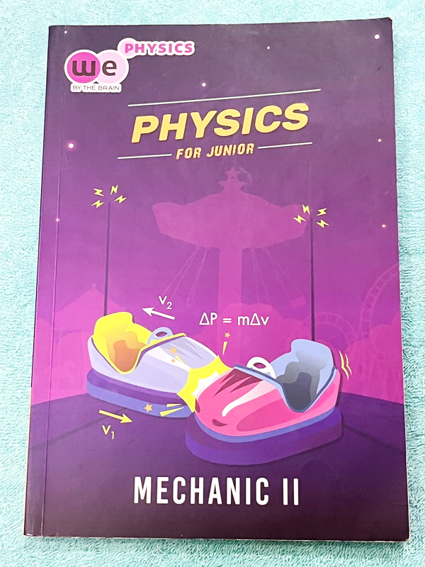 ►ฟิสิกส์ม.ต้น◄ หนังสือเรียนพิเศษ We Brain ระดับชั้นม.ต้น 5 เล่ม มีสรุปเนื้อหา สูตรสำคัญรวมถึง Tips เทคนิคลัดของอาจารย์ มีโจทย์ทบทวนประจำบท และเฉลย Assignment อย่างละเอียด มีแสดงวิธีทำอย่างละเอียด จดบางหน้า จดละเอียด หนังสือพิมพ์สีสวยงามบางหน้า