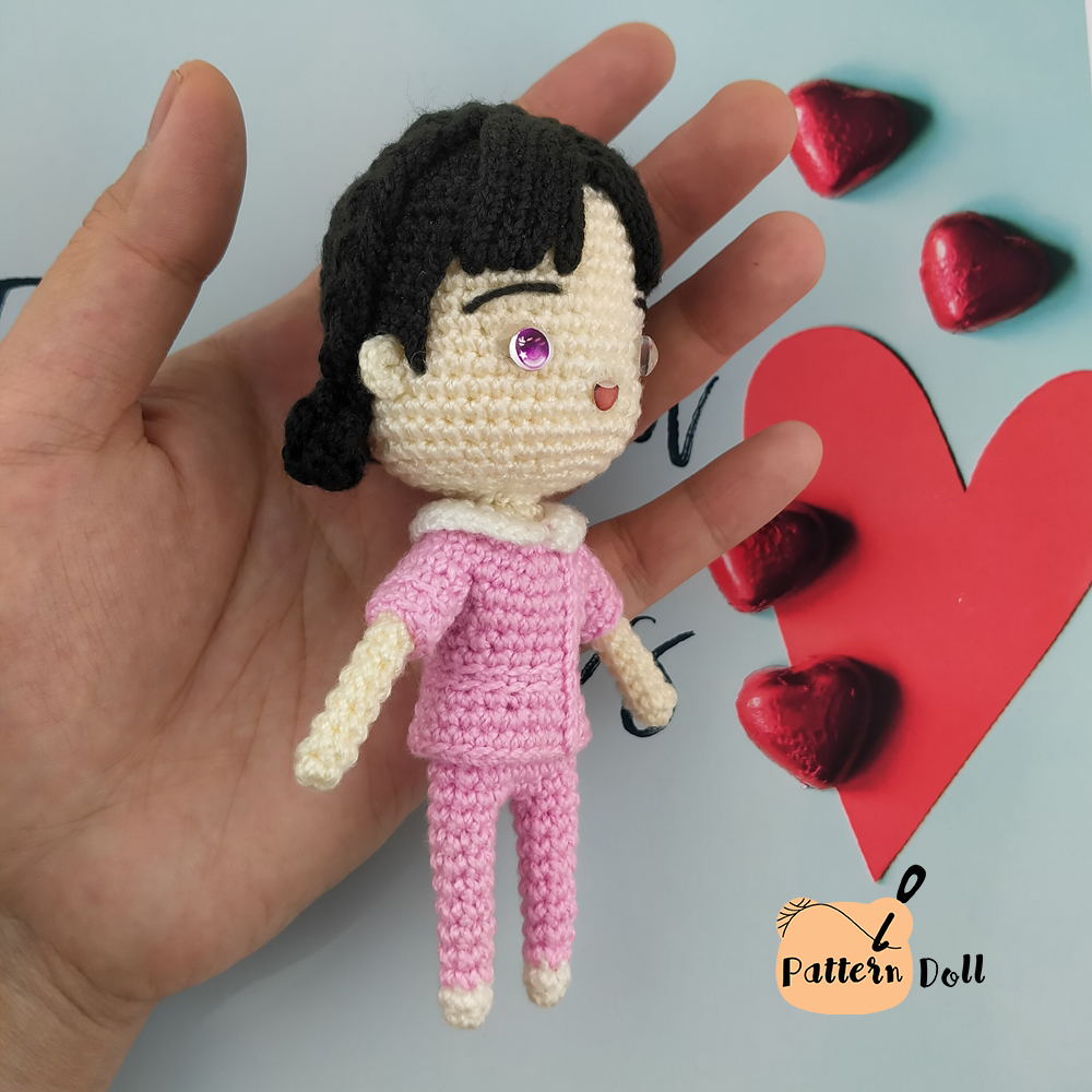 E-book ส่งทาง e-mail แพทเทิร์นตุ๊กตาถักโครเชต์หมอและพยาบาลจิ๋ว