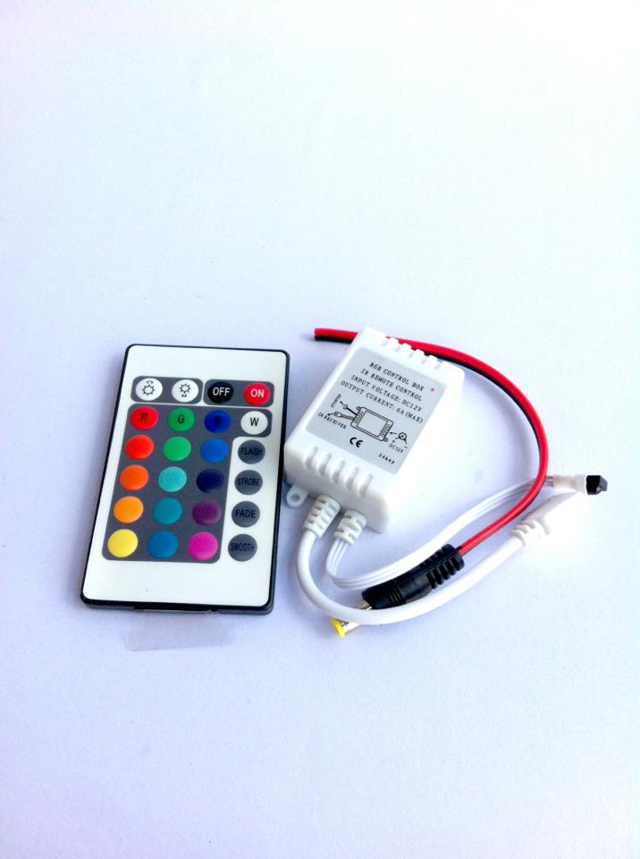 กล่องคุมไฟริบบิ้นRGB+รีโมท 24คีย์