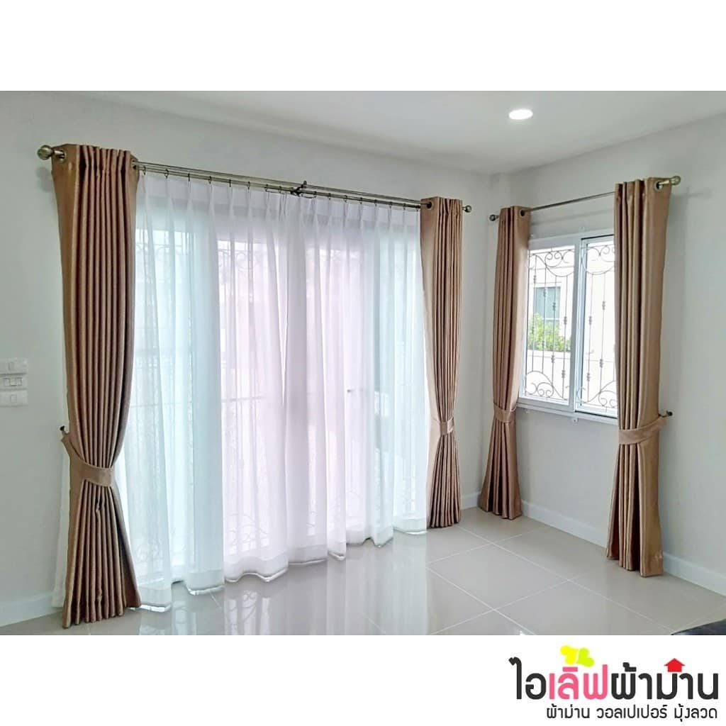 [H479] Centro รังสิตคลอง4-วงแหวน ติดม่านตาไก่กันแดดทั้งหลังค่ะ เพิ่มม่านจีบผ้าโปร่งในจุดที่ใช้งานบ่อยๆ