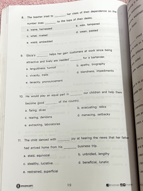 ►หนังสือครูพี่แนน Enconcept◄ หนังสือ Complete Vocab 10000 รวมโจทย์ข้อสอบวิชาภาษาอังกฤษเรื่อง Vocab เน้นฝึกทำโจทย์ด้าน Vocab โดยเฉพาะ ด้านหลังมี Answer Keys to All Exercises เฉลยของอาจารย์ครบทุกข้อ ในหนังสือมีเขียนบางหน้า