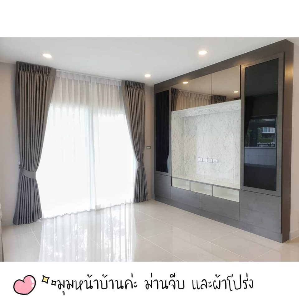 [H441] โครงการ เซนโทร พหล-วิภาวดี หลังนี้เลือกติดทั้ง ม่านจีบ ม่านพับ และมู่ลี่ไม้ค่ะ ส่วนมุ้งลวด ใช้เป็นมุ้งจีบ สวยๆกันไปเลยค่ะ