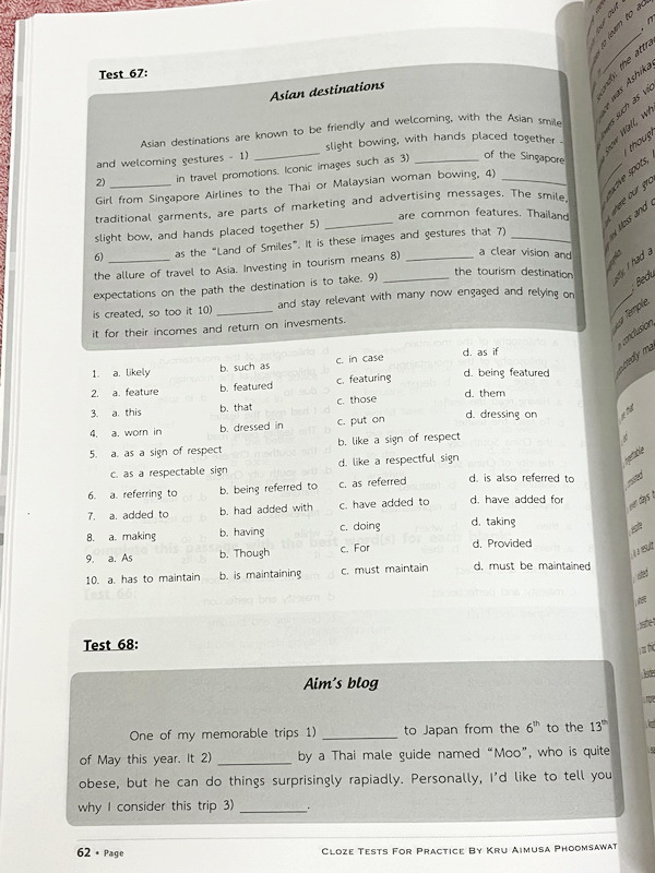 ►เตรียมอุดม◄ อ.เอมอุษา (อดีตครูโรงเรียนเตรียมอุดมศึกษา) หนังสือเรียนวิชาภาษาอังกฤษ Cloze Tests for Practise เล่ม Revised Edition ในหนังสือมีคำแนะนำในการทำ Cloze Test ของอาจารย์ มีโจทย์ข้อสอบทั้งหมด 100 ชุด ในหนังสือมีเขียน 2 หน้า สภาพหนังสือแทบใหม่เอี่ยม