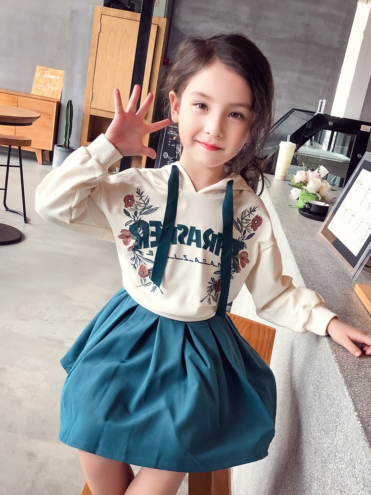 yw140 เสื้อ+กระโปรง size 7-15 5 ชุดต่อแพ็ค