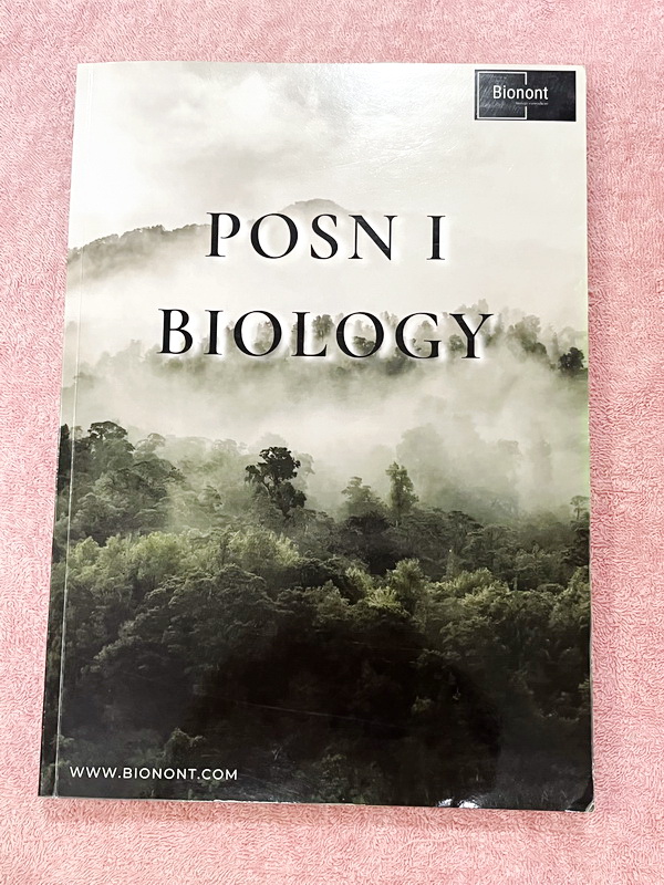 ►ชีววิทยา สอวน.◄ หนังสือกวดวิชา Bionont เล่ม Biology POSN 1 สอวน ชีววิทยา มีสรุปเนื้อหาเข้มข้น เนื้อหาตีพิมพ์สมบูรณ์ทั้งหมด มีโจทย์ประจำบท มีจดเฉลยบางข้อ ไม่มีเฉลย หนังสือมีจดบางหน้า หนังสือพิมพ์สีสวยงาม หนังสือเล่มหนาใหญ่มาก