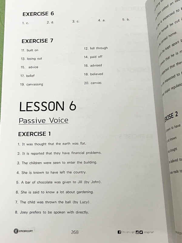 ►ครูพี่แนน Enconcept◄ อังกฤษเตรียมสอบ ม.4 เทอม 1 เตรียมอุดม อัดแน่นไปด้วยเทคนิคและเคล็ดลับ มีสรุป Grammar Point ที่สำคัญ มีโจทย์แบบฝึกหัดเข้มข้นหลายระดับ ในหนังสือมีเขียนบางหน้า มีเฉลย Answer key
