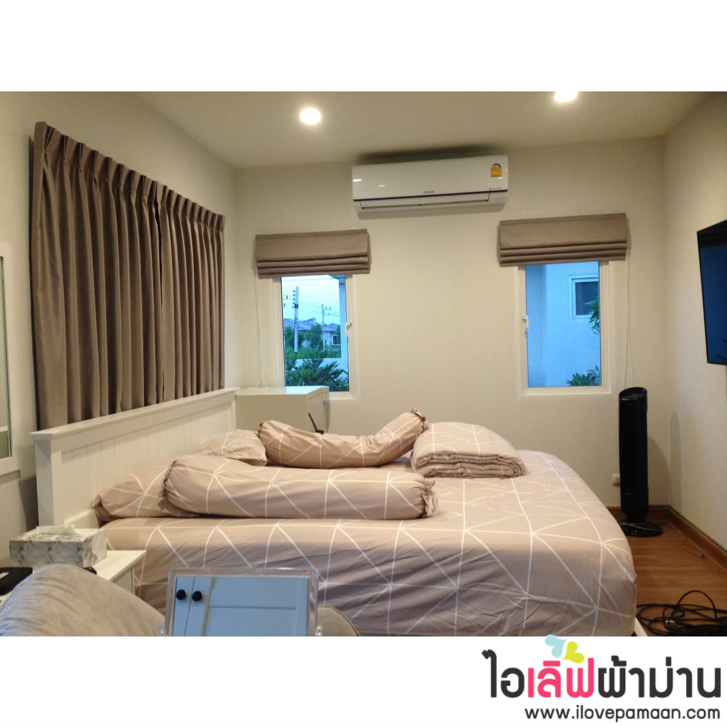 [H422] Centro รังสิต ม่านจีบ ผ้าโปร่ง