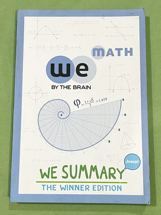 ►หนังสือสรุปคณิต ม.ต้น◄ We Summary The Winner Edition หนังสือกวดวิชาสรุปเนื้อหาคณิตศาสตร์ ม.ต้น ครบทั้งหมดทุกบท อ่านเข้าใจง่าย ในหนังสือมีรวบรวมสูตร ,Concept สำคัญรวมถึงมีสูตรลัดและเทคนิควิธีคิดแบบเหนือชั้นของอาจารย์ เหมาะสำหรับนักเรียนชั้นม.ต้น ที่กำลังเ