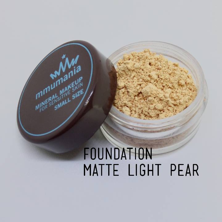 ขนาดจัดชุด MMUMANIA Matte Foundation รองพื้นสูตรควบคุมความมัน สี Light Pear ผิวขาวเหลือง