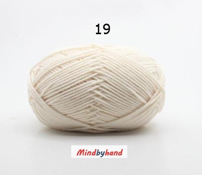 Milk Cotton เส้น4ply สีพื้น 19 Off white