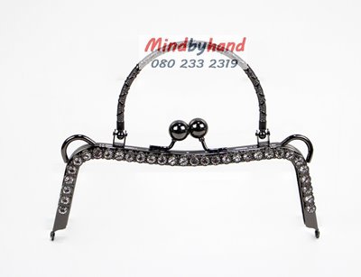 ปากกระเป๋าปิ๊กแป๊ก 8" สีทอง / สีดำ (เพชรรอบขอบ)