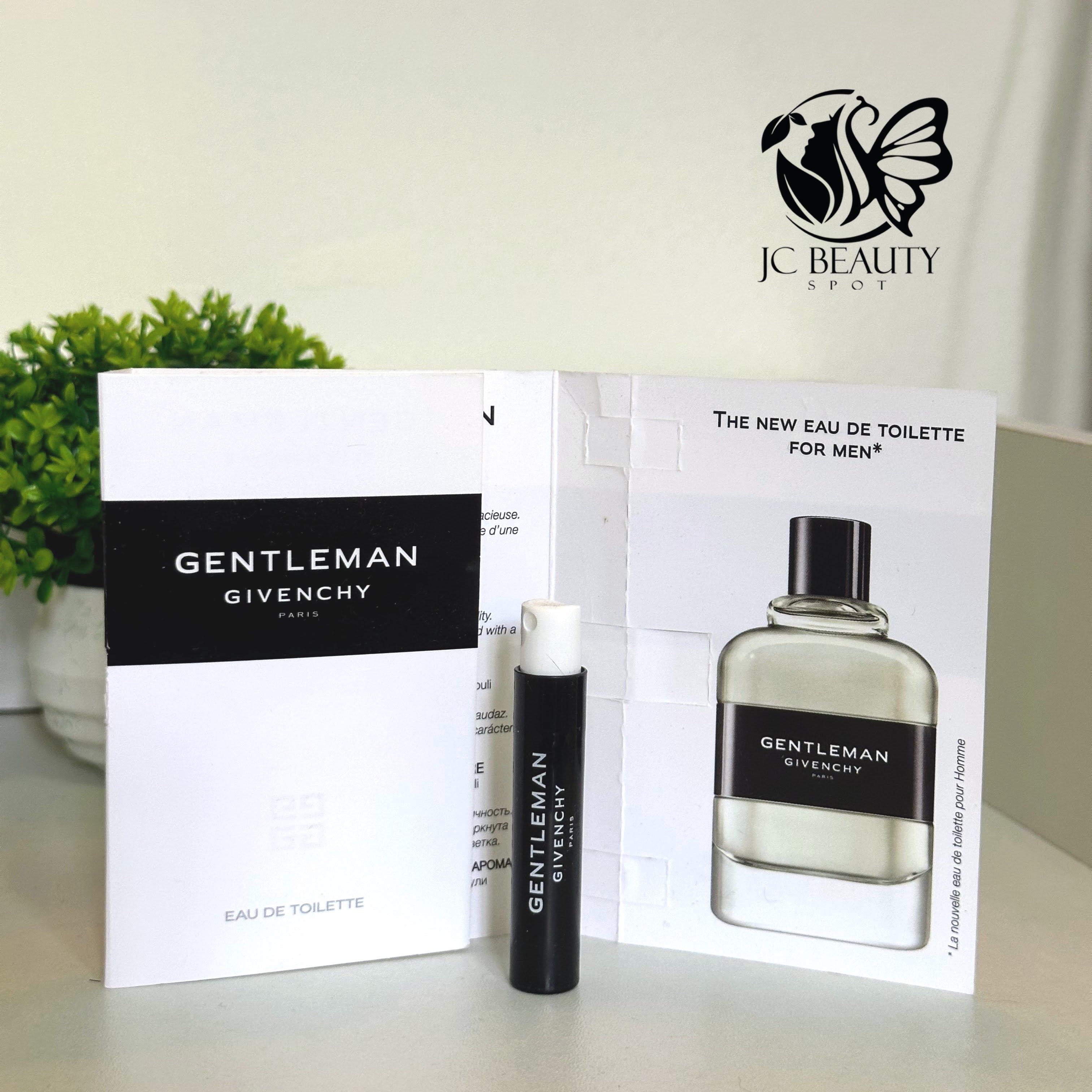 Gentleman (2017) Givenchy for men Spray 1ml.