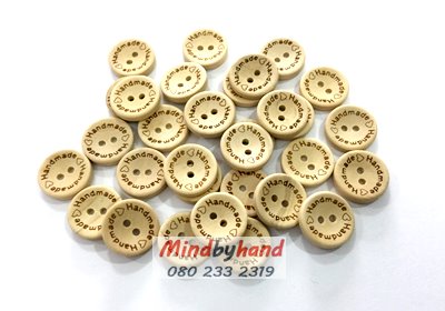 กระดุมไม้กลม Handmade