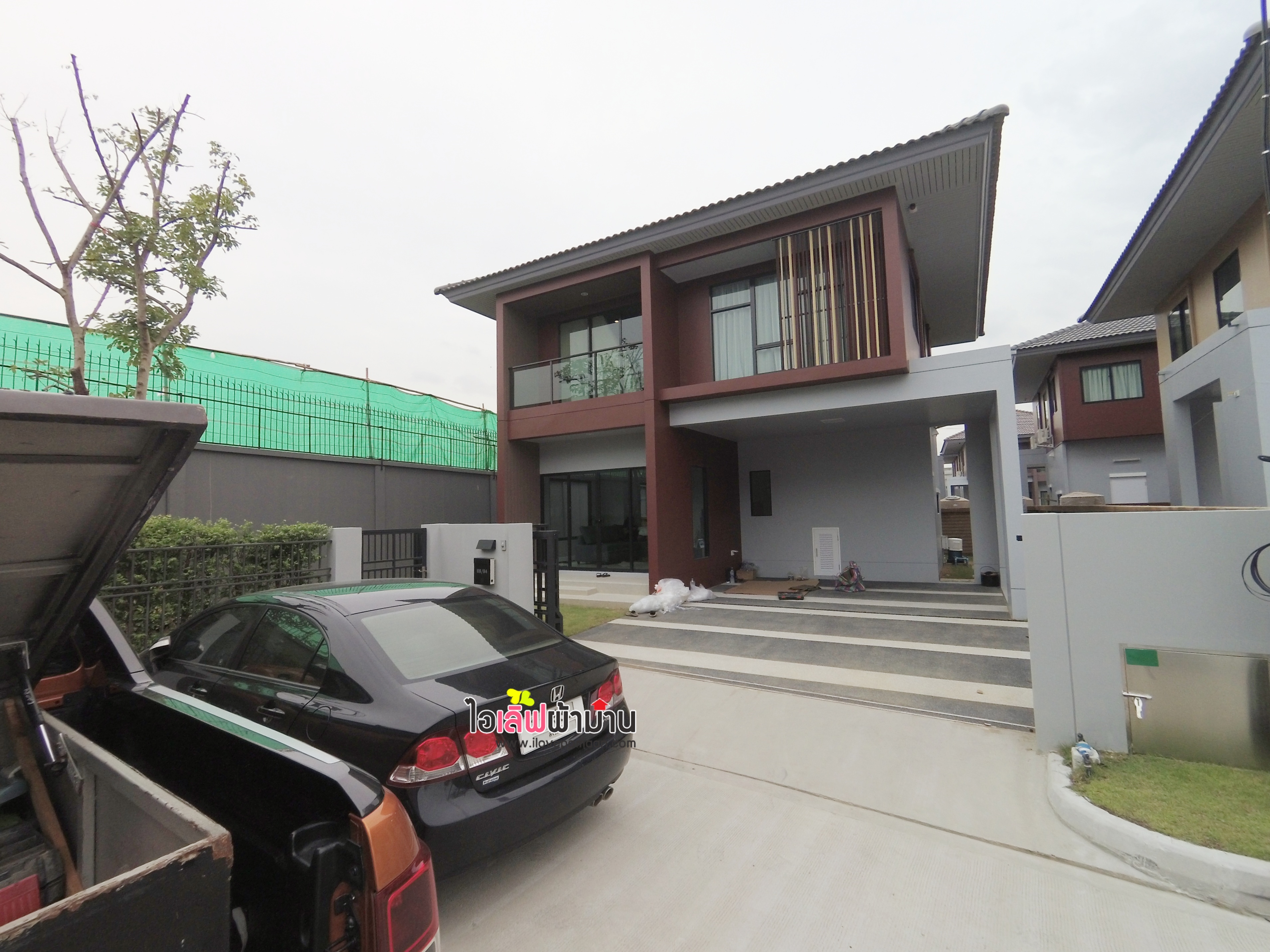 บุราสิริ รังสิต ม่านจีบ ม่านตาไก่ มู่ลี่ไม้ แต่งบ้านโทนสีเทา สวยครบๆหลังนี้