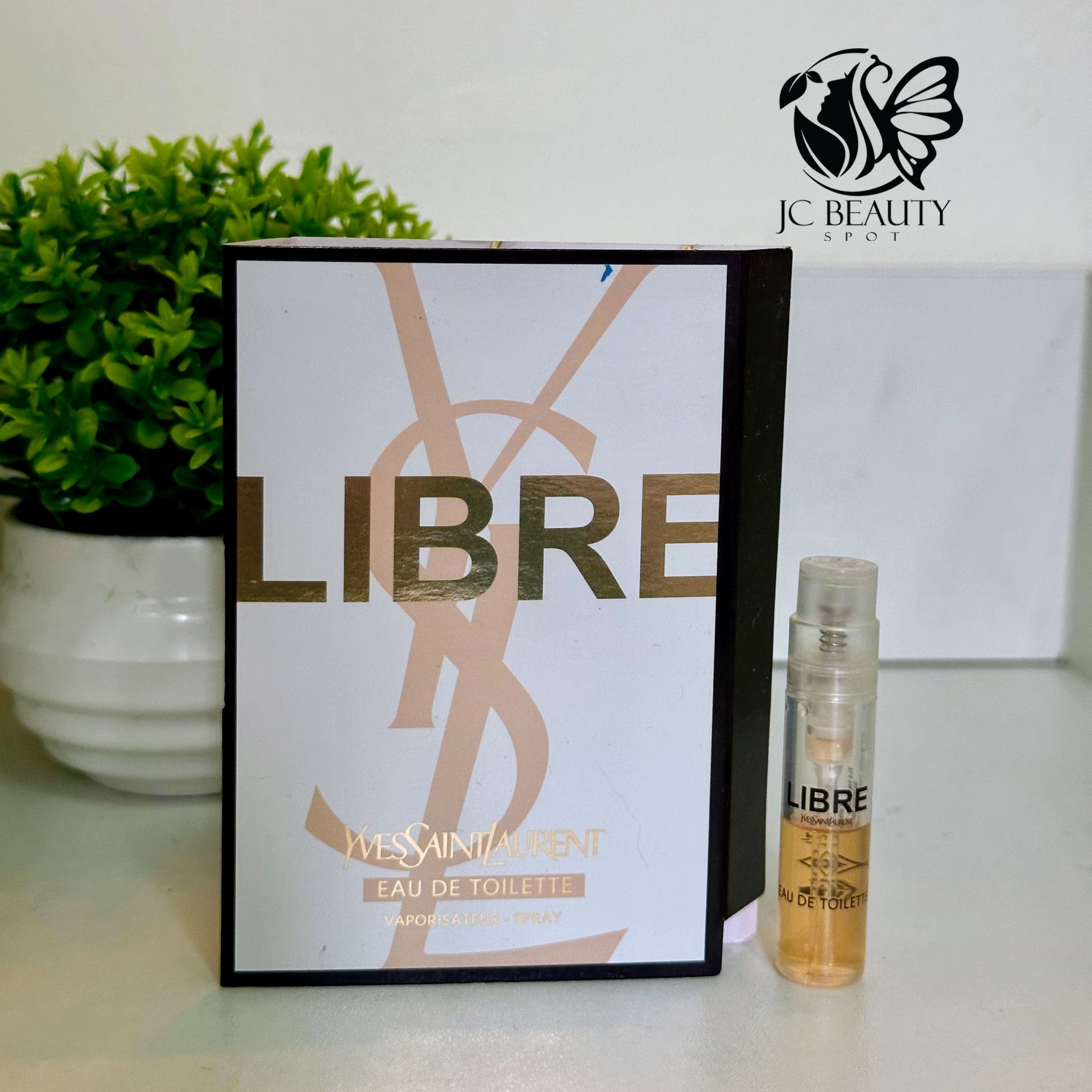 Libre Eau de Toilette Yves Saint Laurent for women Spray 1.2ml.