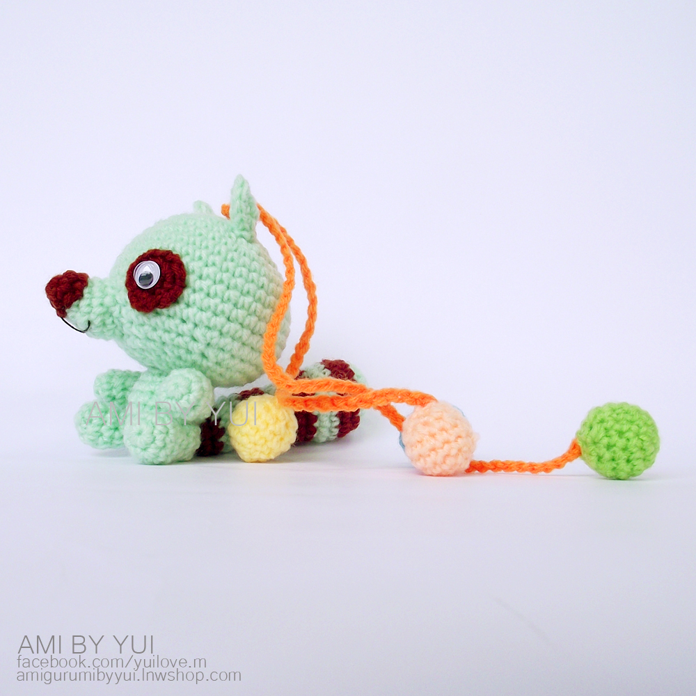 พวงห้อยกระเป๋าแรคคูนตากลม