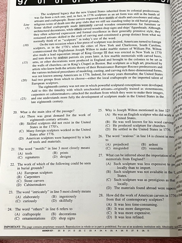 ►หนังสืออ.สงวน◄ ตำราเรียนอ.สงวน วงศ์สุชาต Reading Comprehension มีโจทย์ทั้งเล่ม เป็นคลังโจทย์ มีโจทย์เยอะมาก มีเฉลยพิมพ์ไว้ด้านล่างทุกหน้า มีเขียนด้วยดินสอเล็กน้อย หนังสือเล่มหนาใหญ่มาก ขนาดเทียบเท่าหนังสือหนังสือทั่วไป 3-4 เล่ม หนังสือมีน้ำหนักมาก