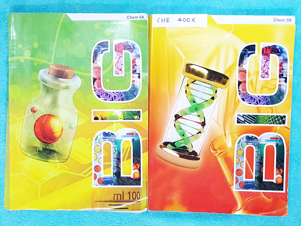 ►อ.บิ๊ก◄ CHE 400X เคมี ม.ปลาย 5A+5B 2เล่ม เข้าเรียนครบทุกครั้ง จดครบตามที่อาจารย์สอน จดละเอียด ลายมือจดเป็นระเบียบ จดด้วยปากาสีสวย แบบฝึกหัดมีทำไปบางข้อ ด้านหลังมีเฉลยครบทุกข้อ หนังสือเล่มหนาใหญ่ ☑ ขายเหมา 1,200 ฿