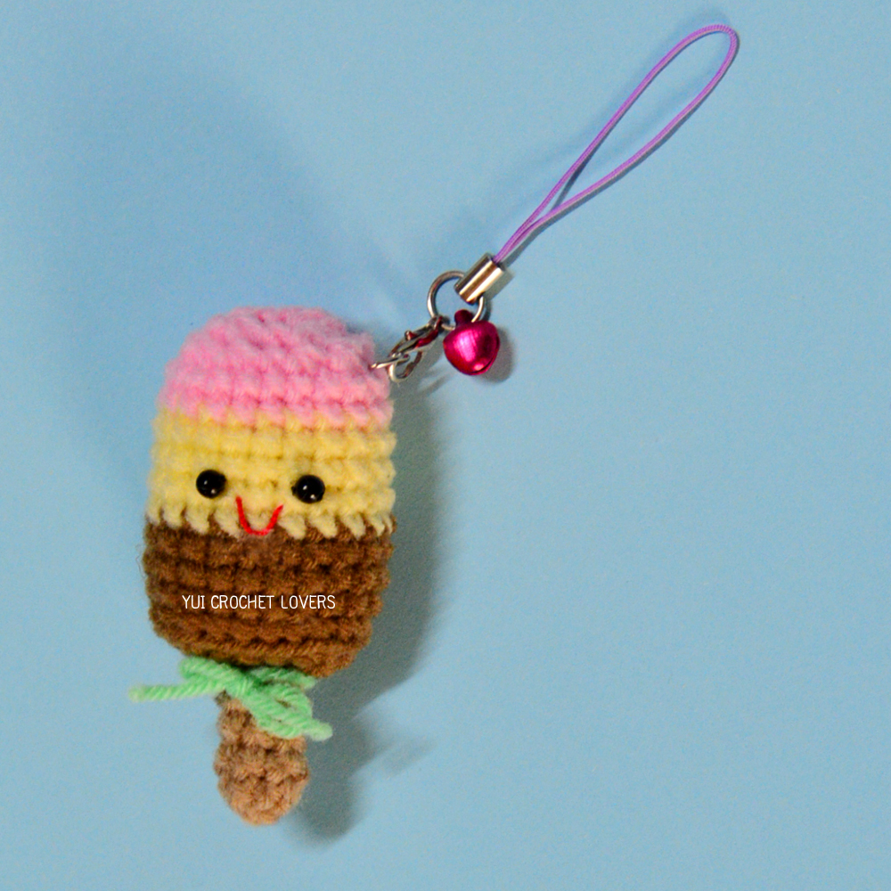 พวงกุญแจ / ที่ห้อยโทรศัพท์ ไอติมแท่ง