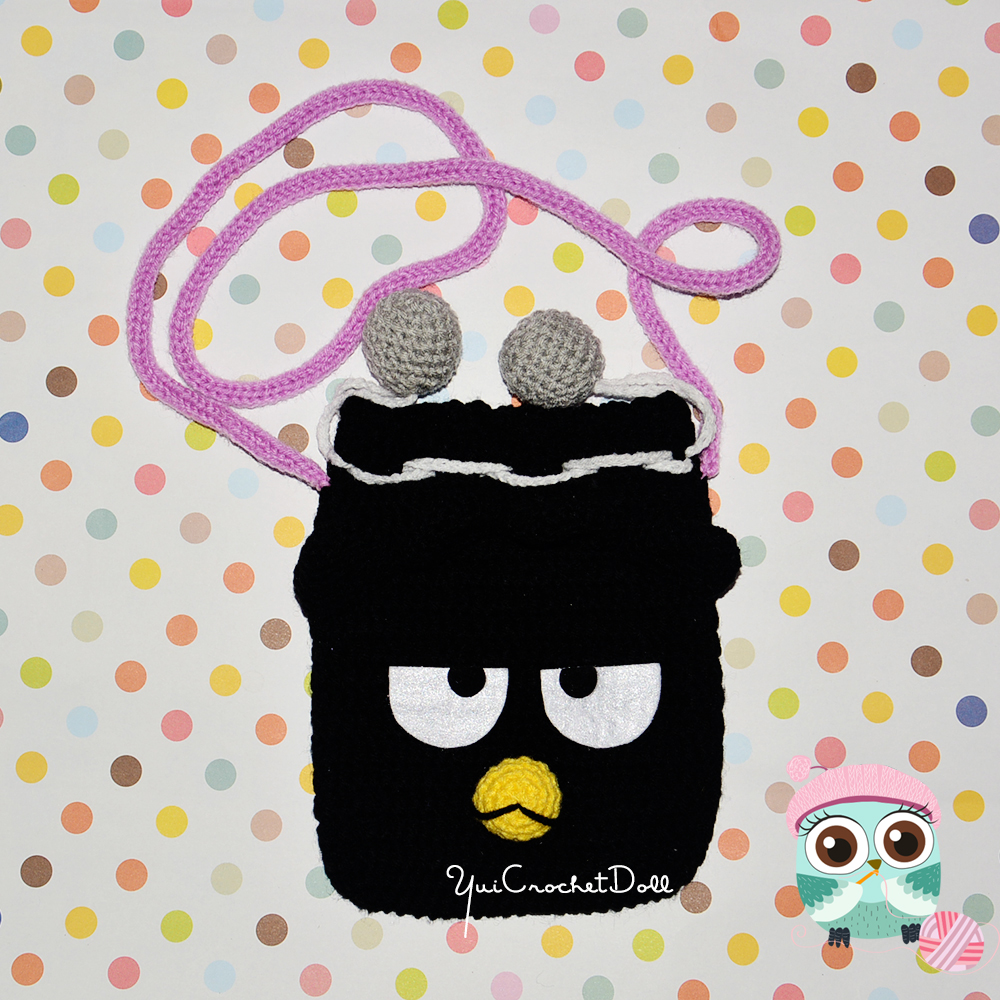 กระเป๋าหูรูดไหมพรม แบดแบตซ์มารุ Bad Badtz Maru Duck Drawstring Crochet Bag