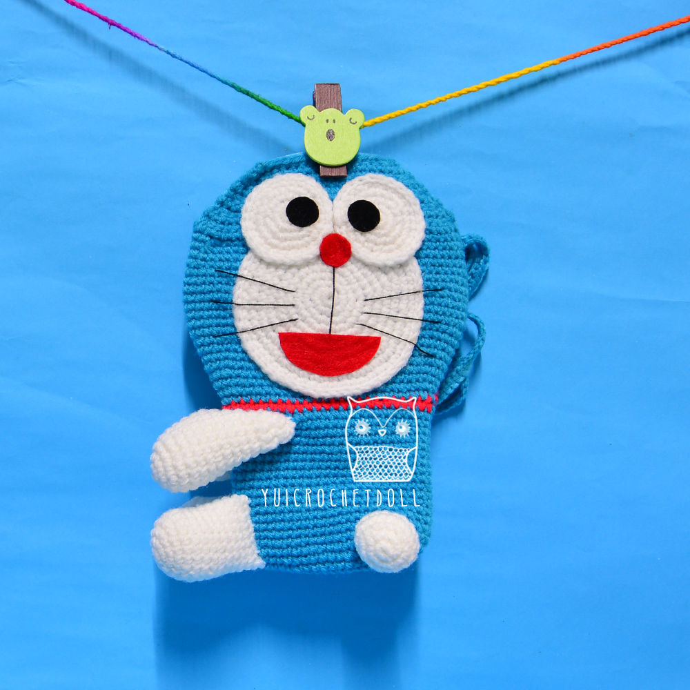 กระเป๋าไหมพรม สายคล้องมือ โดราเอม่อน