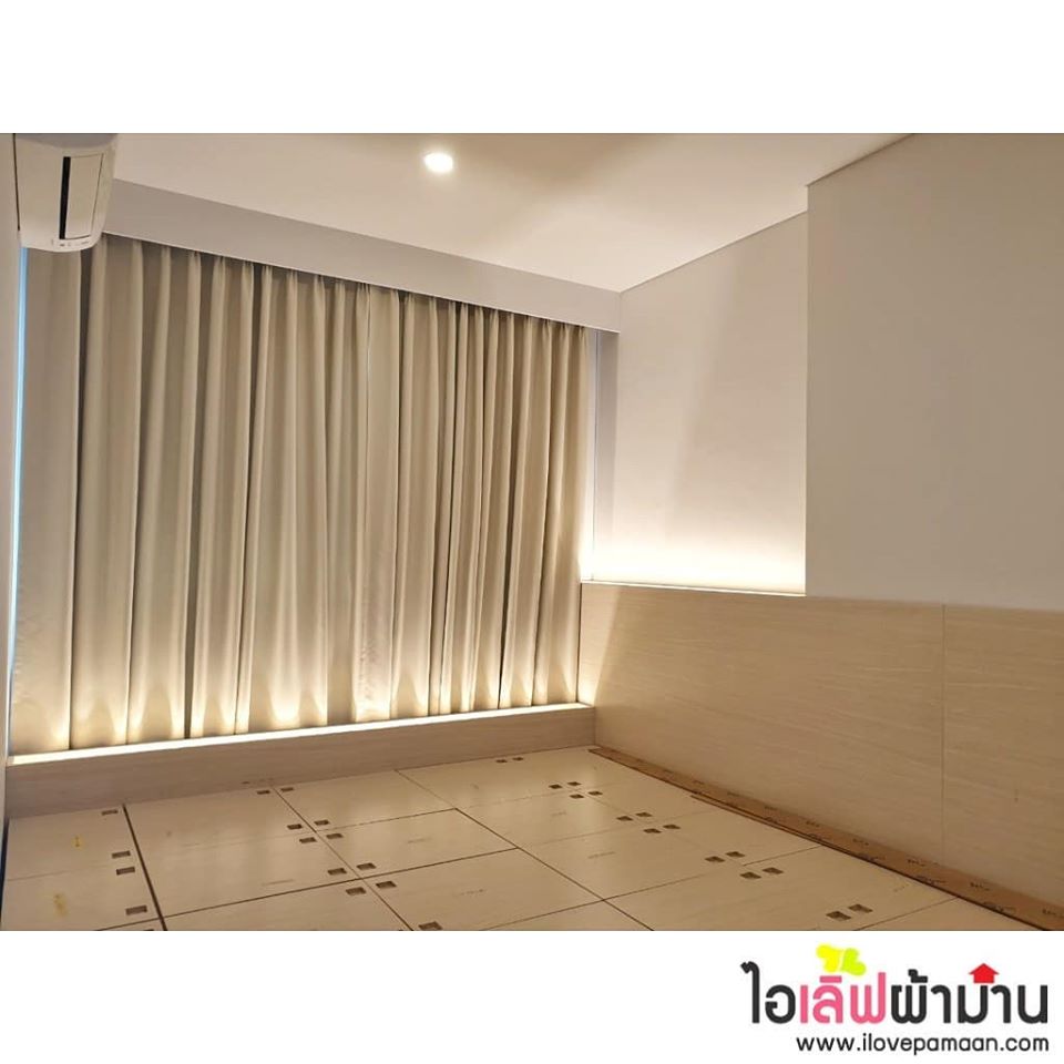 [C214] ลุมพินี เพลส รัชดา-สาธุ แบบห้อง connect ผ้าม่านพร้อมกล่องไม้บังราง