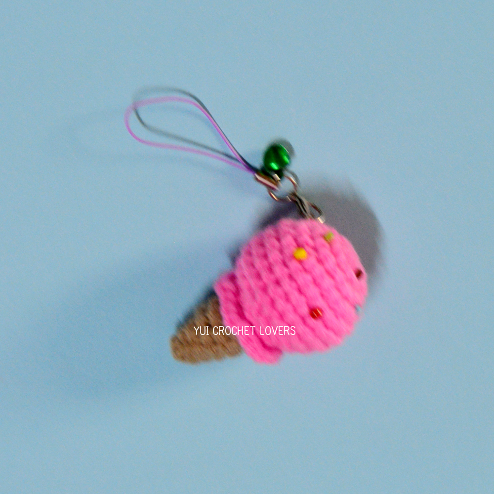 พวงกุญแจ / ที่ห้อยโทรศัพท์ ไอติมโคน