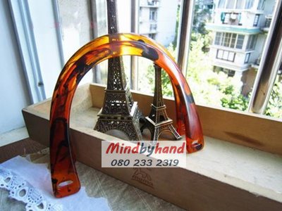 หูกระเป๋าพลาสติก ลายหินลาย สีน้ำตาล