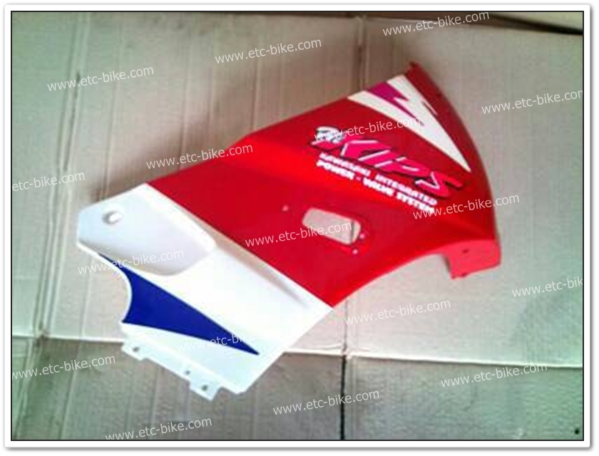 หน้ากาก ขวา KR150 สีแดง แท้