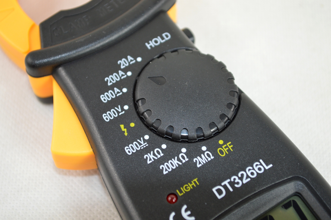 Digital Clamp-on Multimeter ดิจิตอลแคลมป์-มัลติมิเตอร์ DT3266L