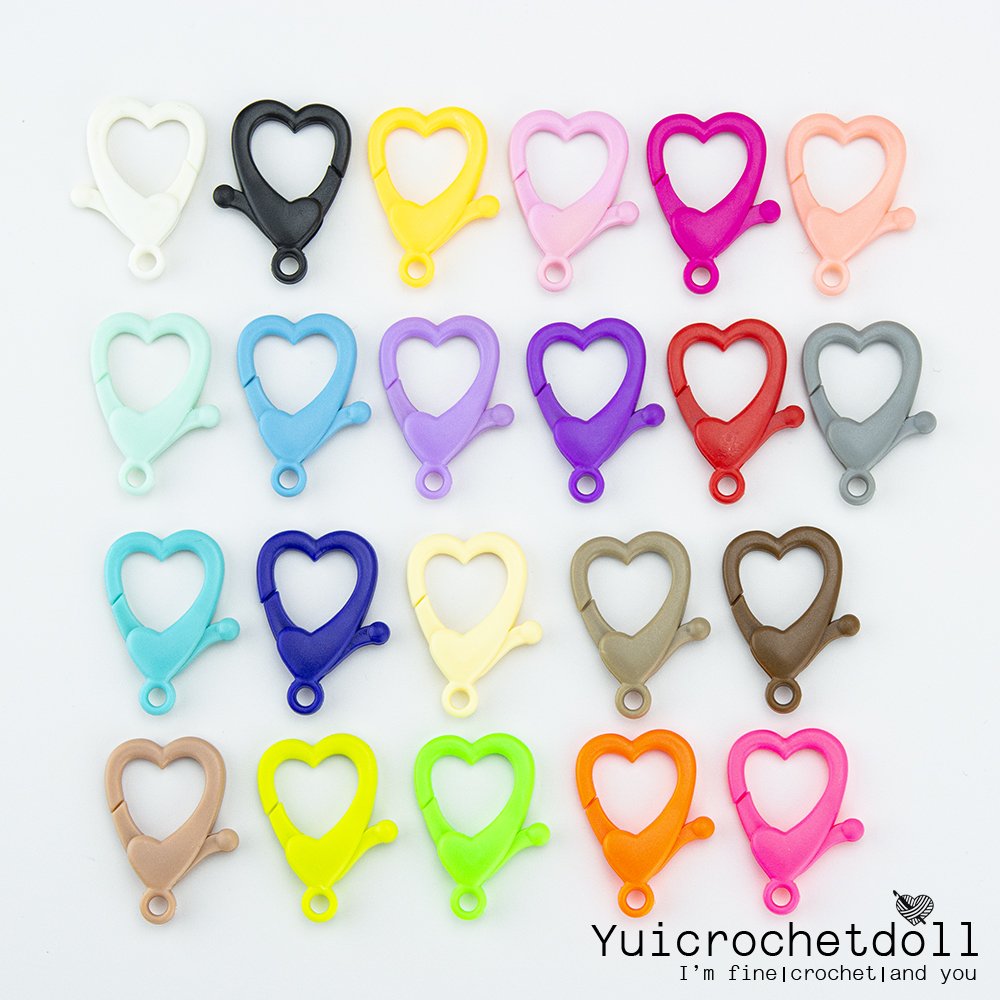 ตะขอก้ามปูหัวใจพลาสติก ห่วงก้ามปูพลาสติก ขนาด 3cm. มี 22 สี [แพค 2 ชิ้น] DIY Craft╭♥