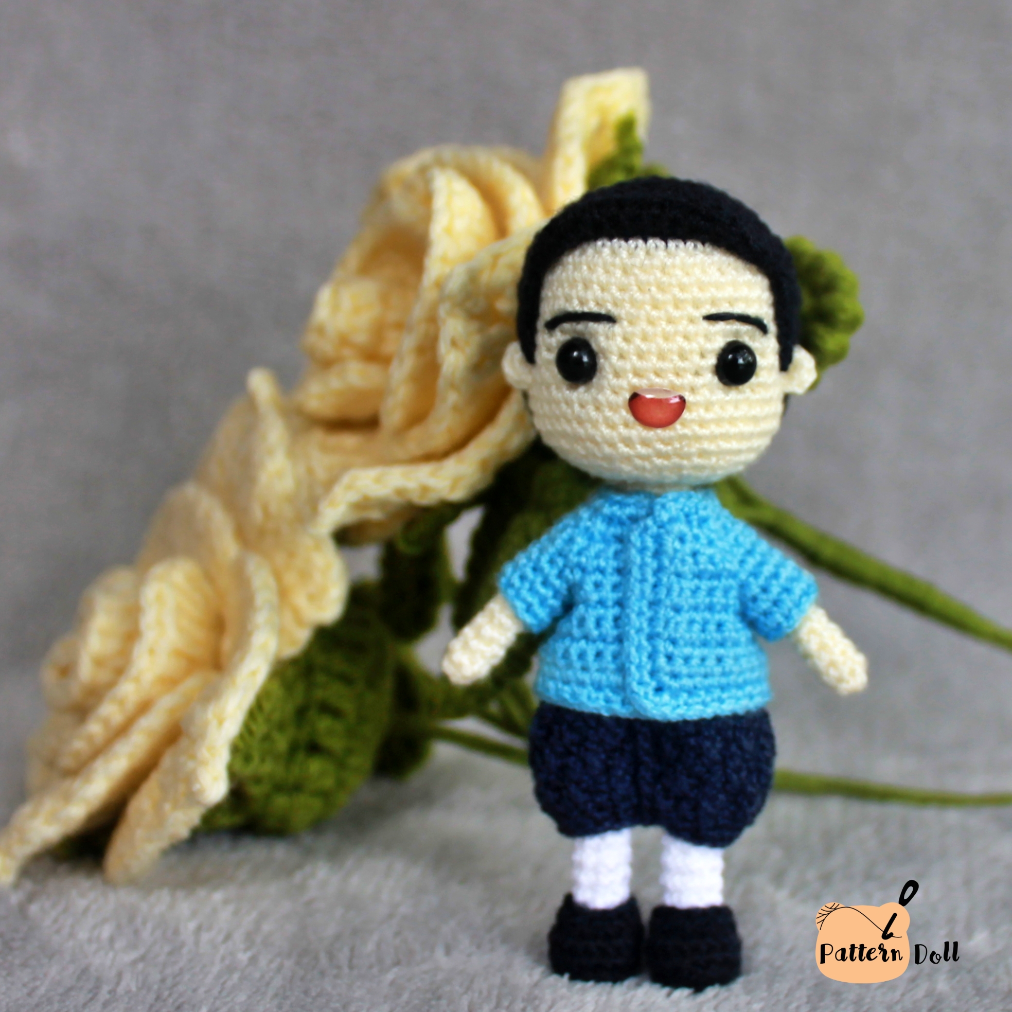 E-book ส่งทาง e-mail หนังสืองานฝีมือตุ๊กตาถักโครเชต์เด็กชุดไทย