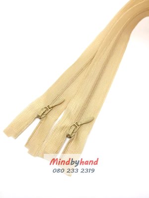 ซิปซ่อนถอดได้ 16 นิ้ว (ราคาต่อเส้น)