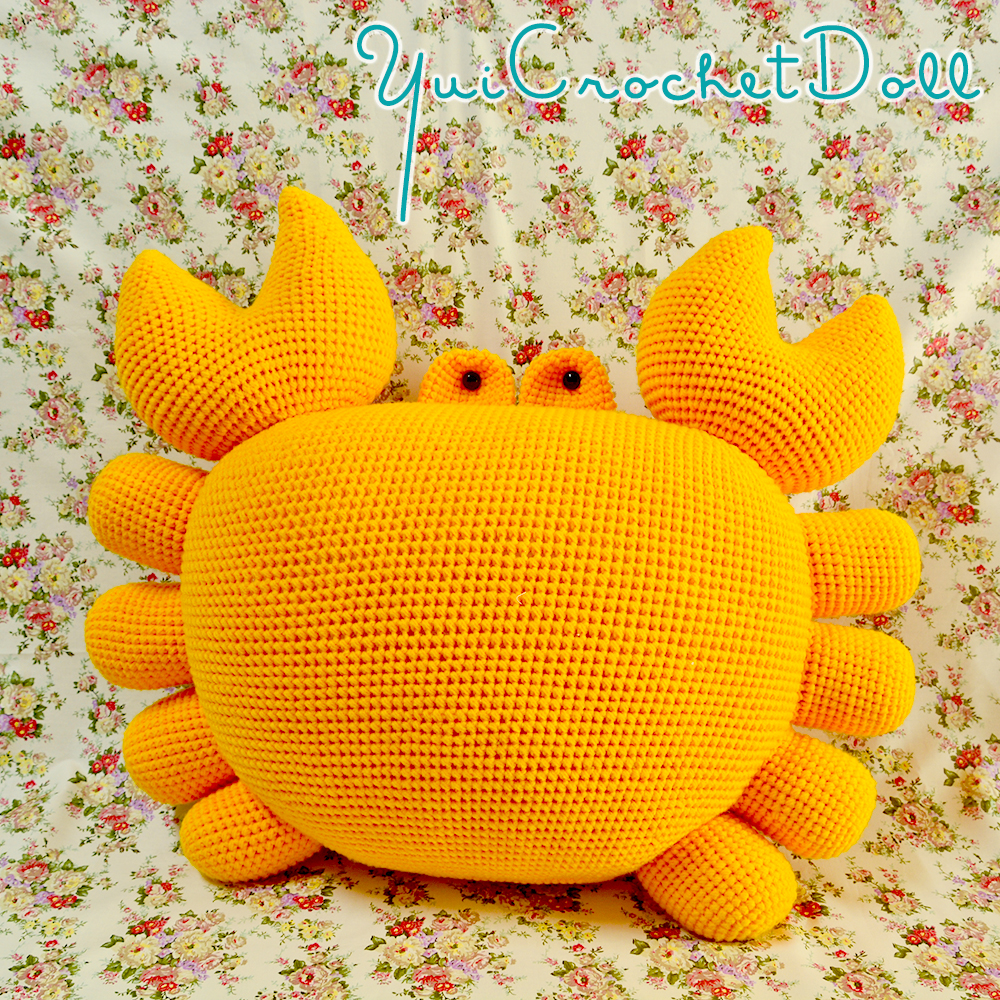 หมอนปูไหมพรม