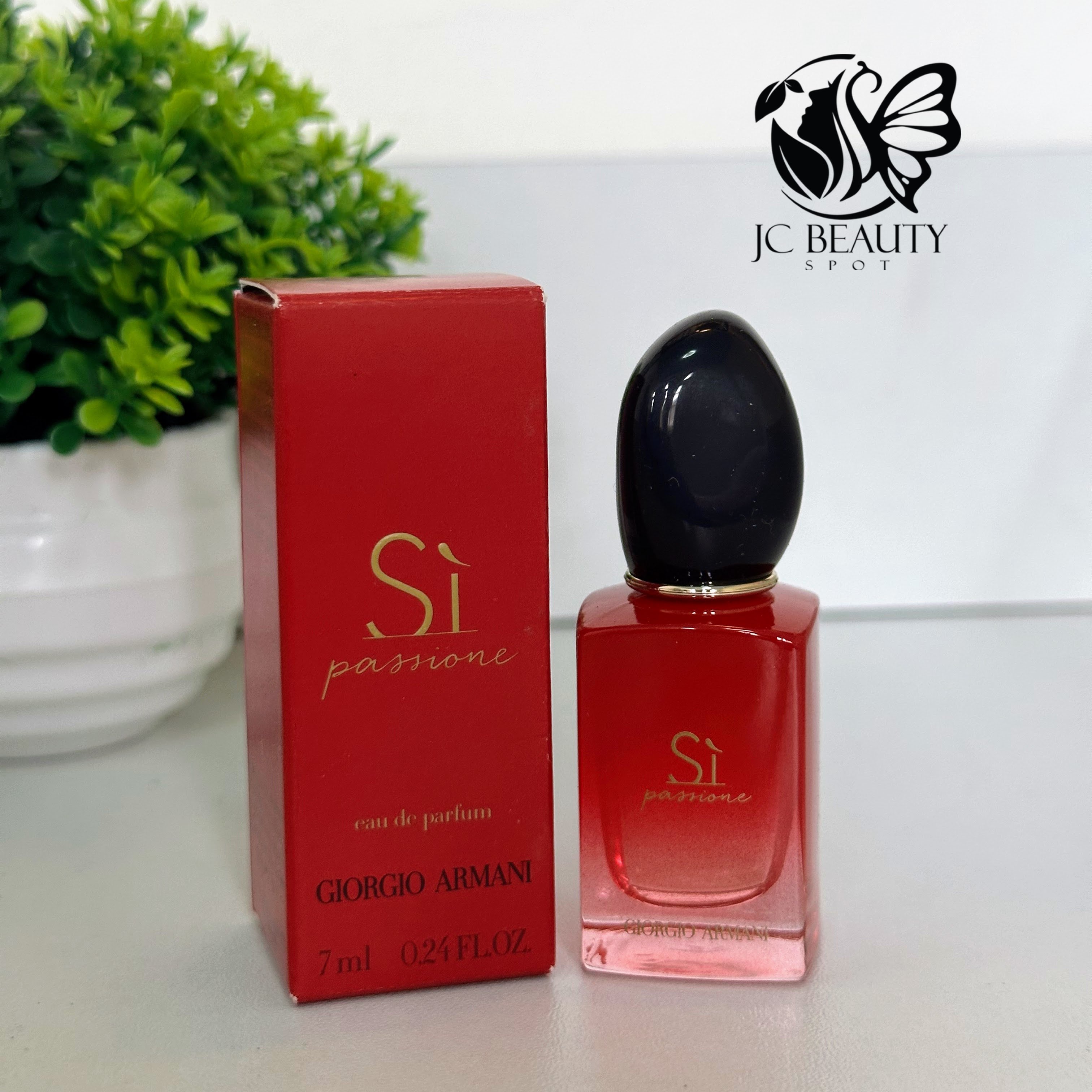 Sì Passione Giorgio Armani for women Splash 7ml.