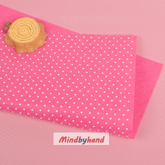 ผ้าสักหลาด ลายจุด (จุดเล็ก)