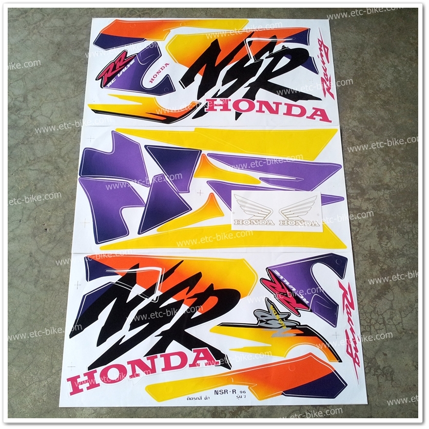 สติ๊กเกอร์ NSR-R ปี 96 รุ่น 7 ติดรถสีดำ