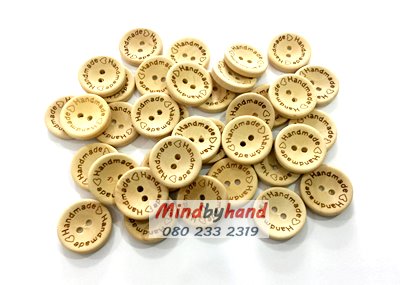 กระดุมไม้กลม Handmade