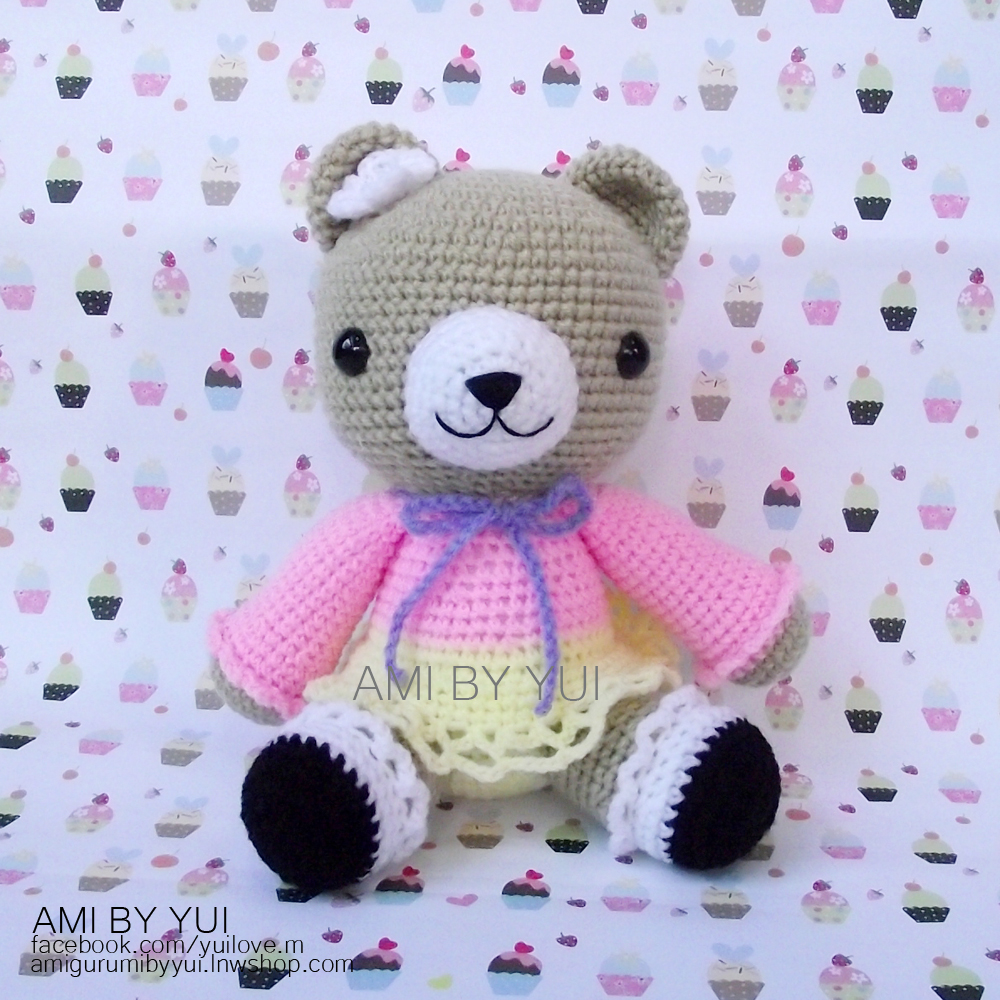 ตุ๊กตาถักไหมพรมหมีโลลิต้า Bear Lolita