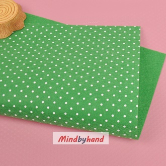 ผ้าสักหลาด ลายจุด (จุดเล็ก)